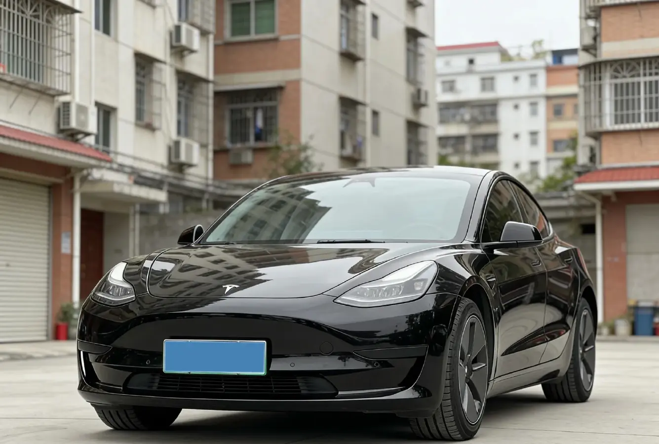 2022 Tesla Model 3 BEV 60KWH