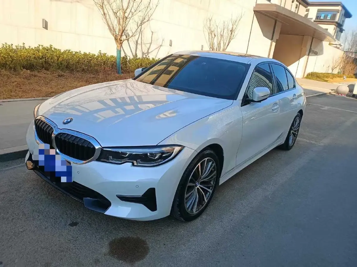 2022 BMW 3 Series 2.0T 156HP L4 8AT