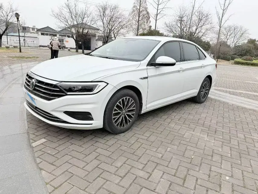 2020 Volkswagen Sagitar 1.4T 150HP L4 7DCT