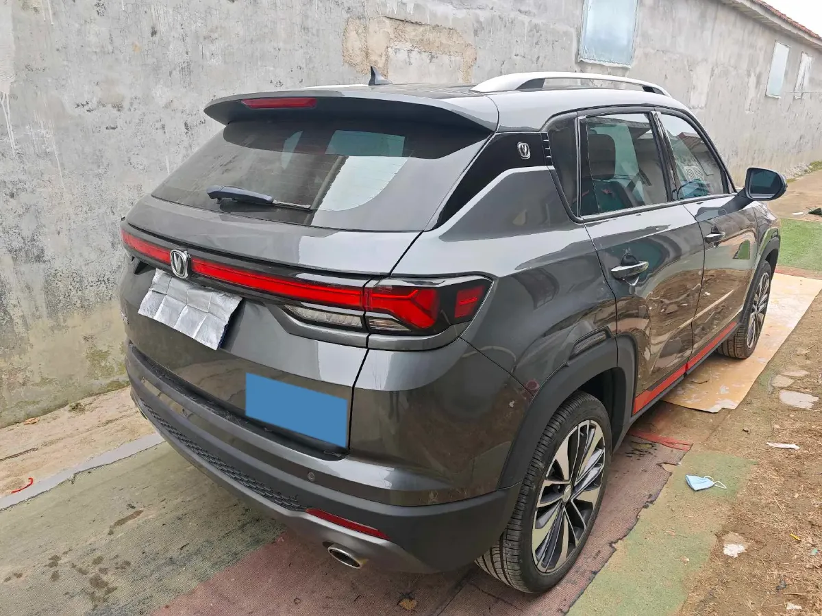 2021 ChangAn CS35 Plus 1.4T 160HP L4 7DCT,autocango,china used car exporter,china ev exporter,chinese used car exporter,chinese used ev exporter