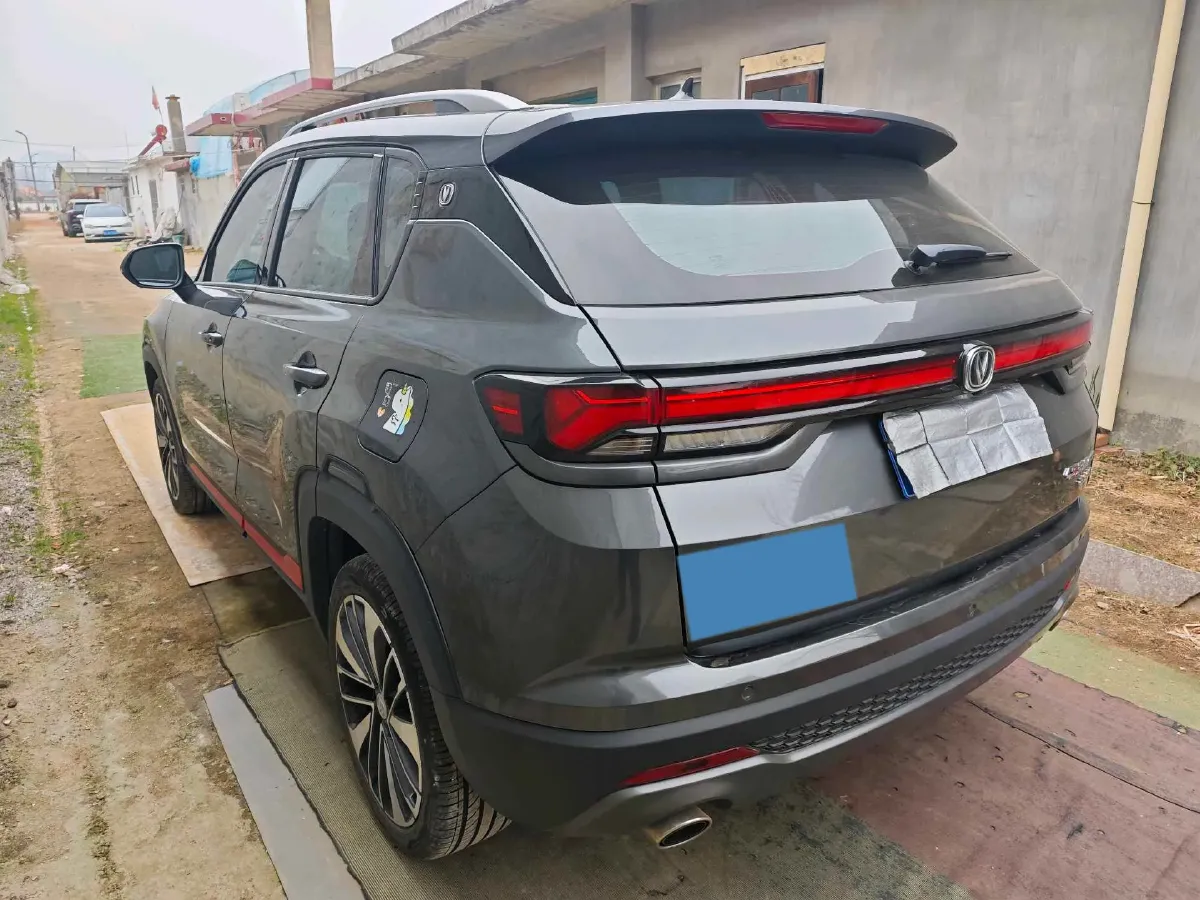 2021 ChangAn CS35 Plus 1.4T 160HP L4 7DCT,autocango,china used car exporter,china ev exporter,chinese used car exporter,chinese used ev exporter