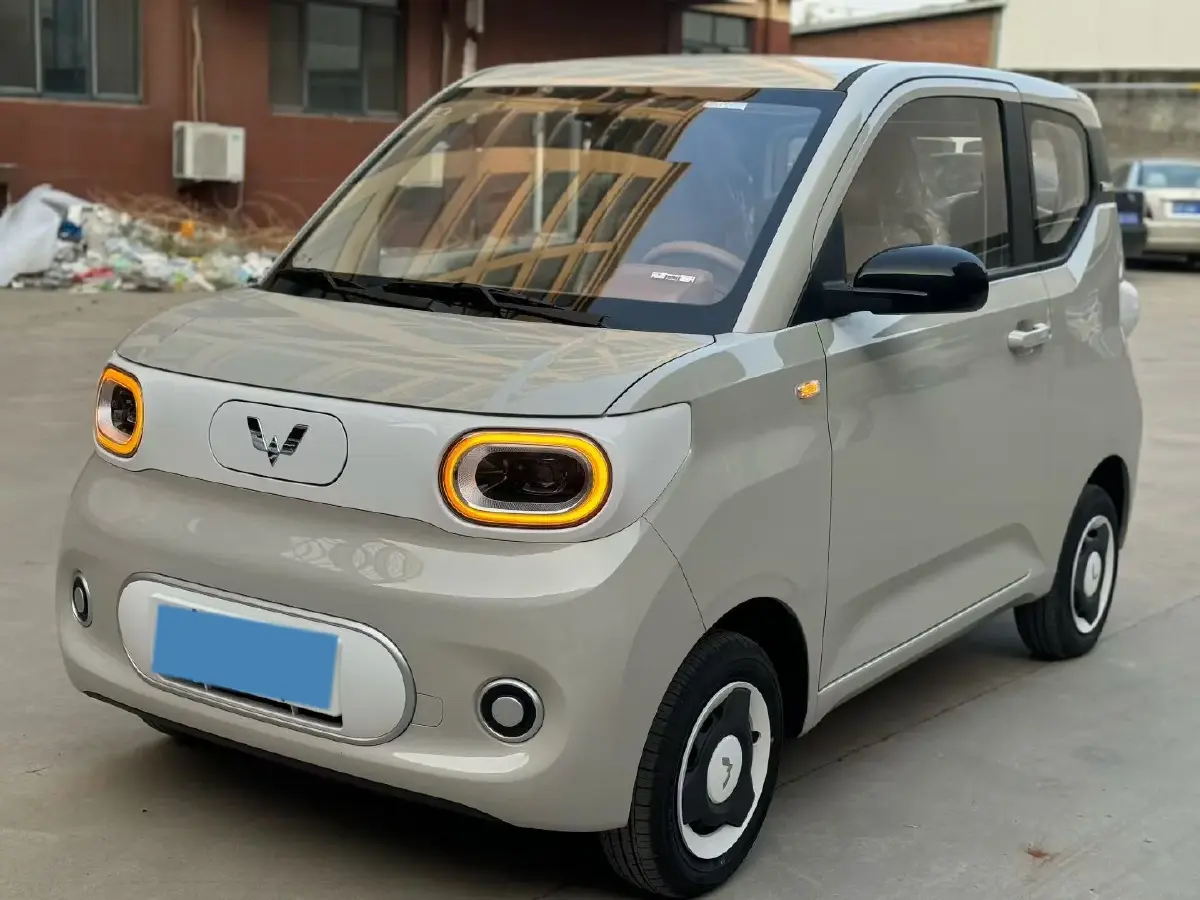 2025 WuLing ZhiGuang BEV 17.7KWH