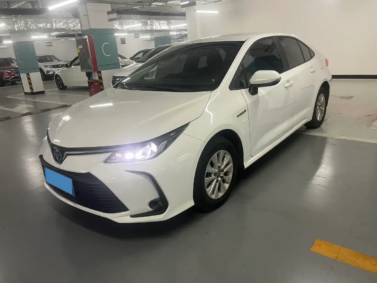 2022 Toyota Corolla 1.8L 98HP L4 E-CVT Hybrid