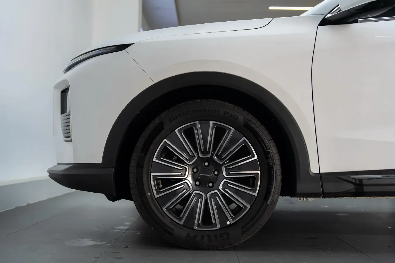 2026 Jetour X70 Plus 1.5T 184HP L4 7DCT,autocango,china used car exporter,china ev exporter,chinese used car exporter,chinese used ev exporter