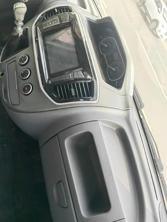 2020 Golden Dragon Sea Lion 1.8L 133HP L4 5MT,autocango,china used car exporter,china ev exporter,chinese used car exporter,chinese used ev exporter