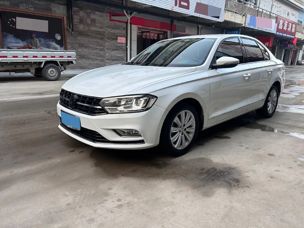 2017 Volkswagen Bora 1.4T 131HP L4 7DCT