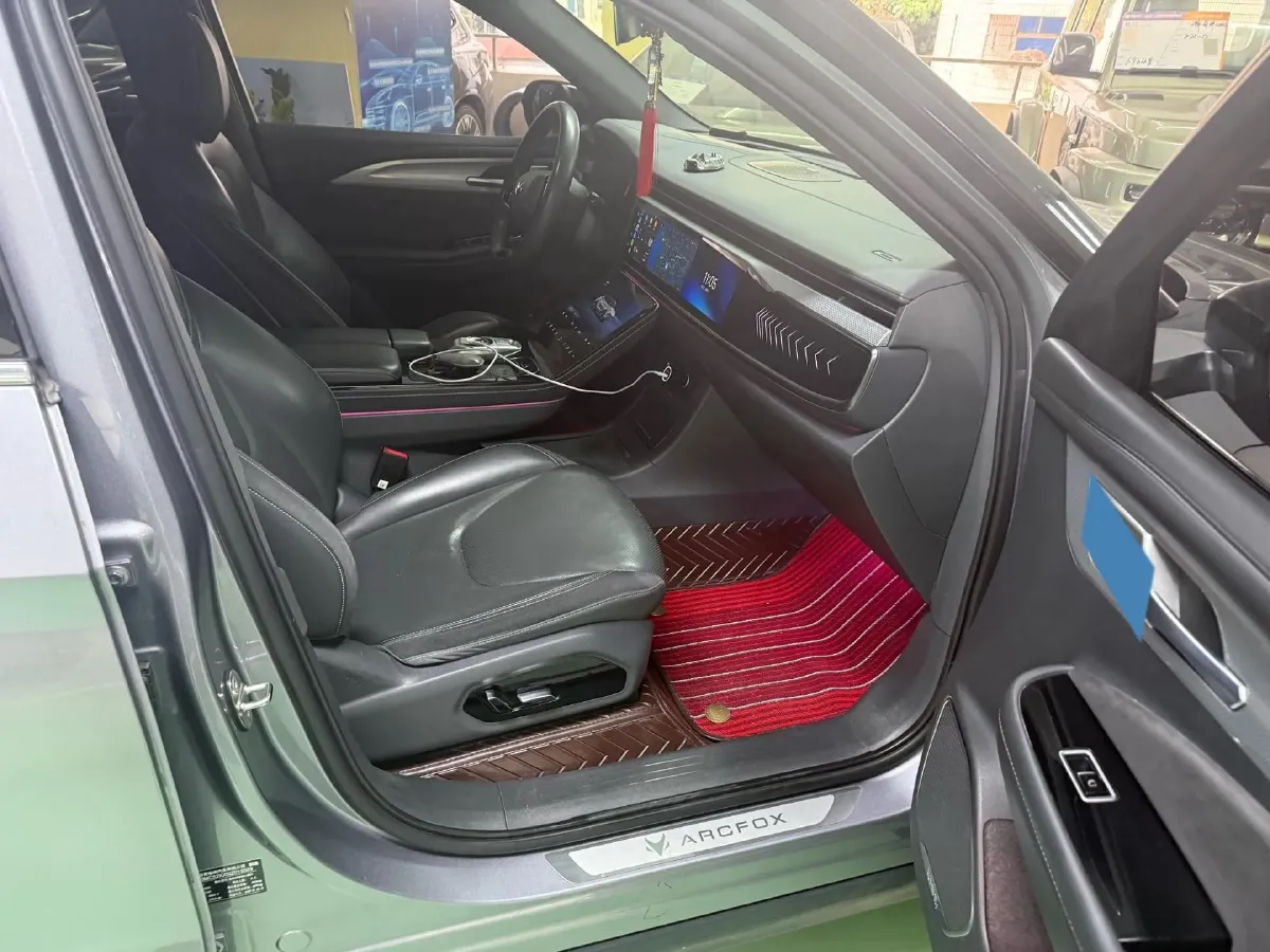 2022 ARCFOX αT BEV 93.6KWH,autocango,china used car exporter,china ev exporter,chinese used car exporter,chinese used ev exporter