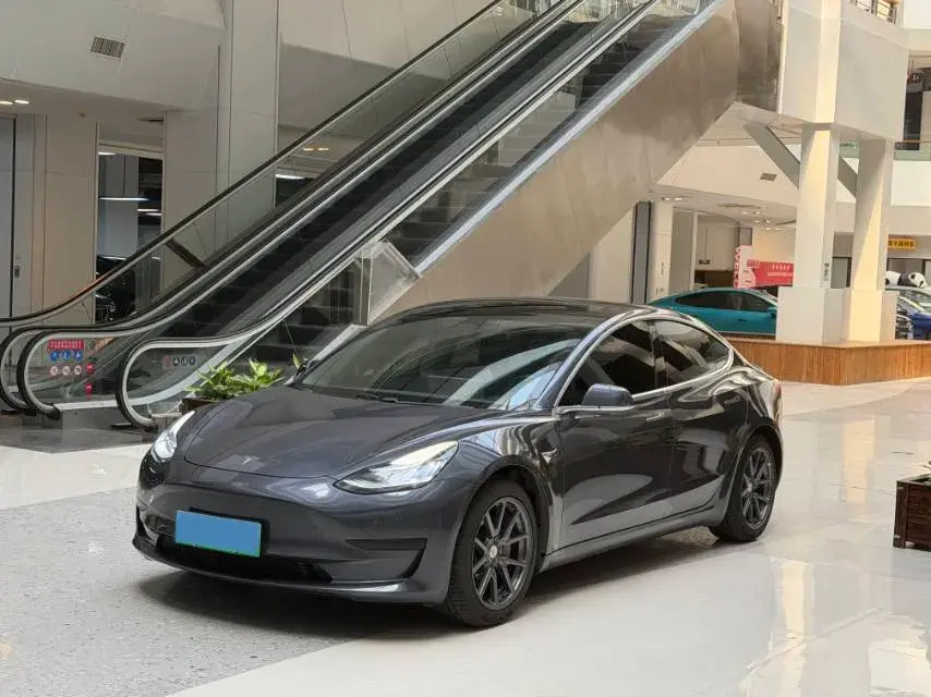 2020 Tesla Model 3 BEV 52KWH