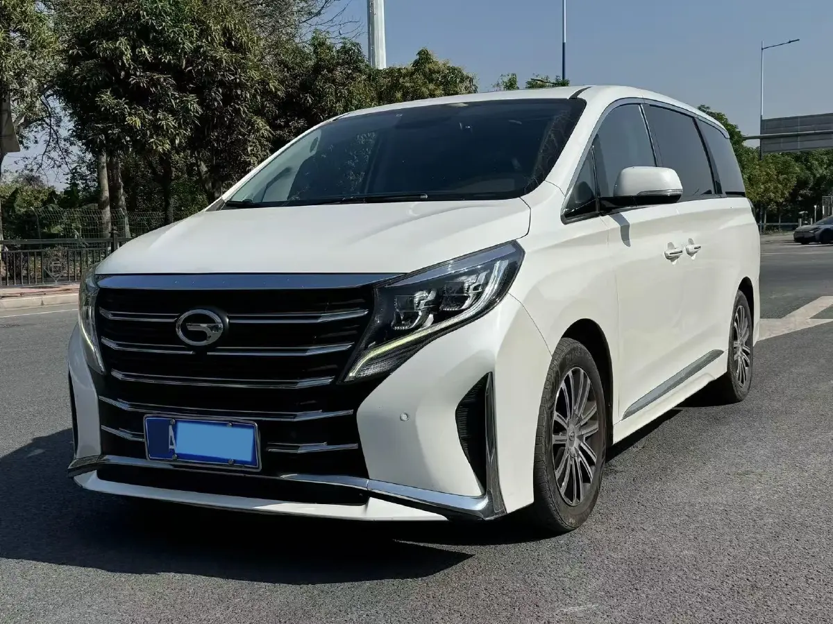 2021 GAC Trumpchi M8 2.0T 252HP L4 8AT