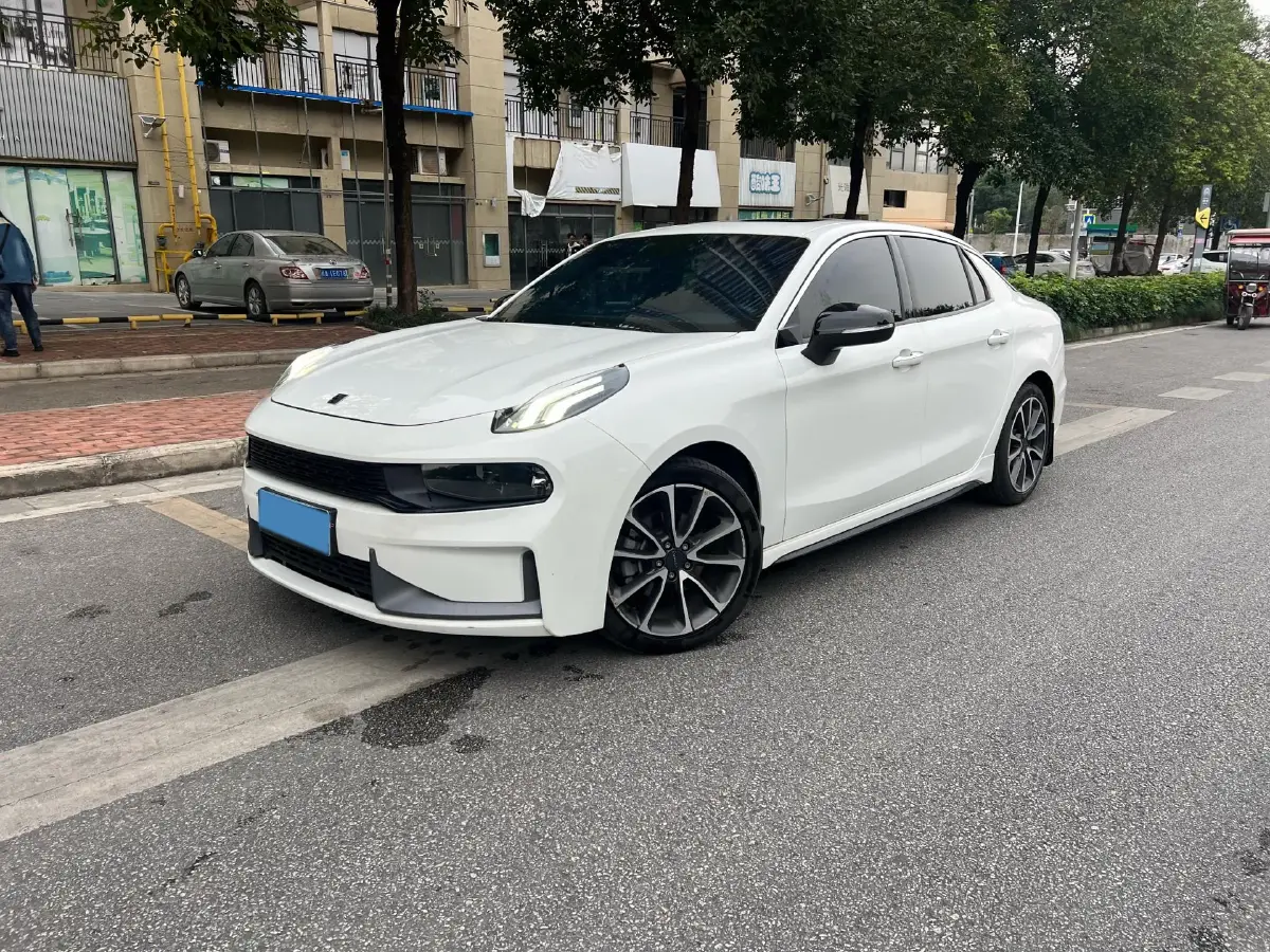 2018 LYNK&CO 02 1.5T 180HP L3 7DCT