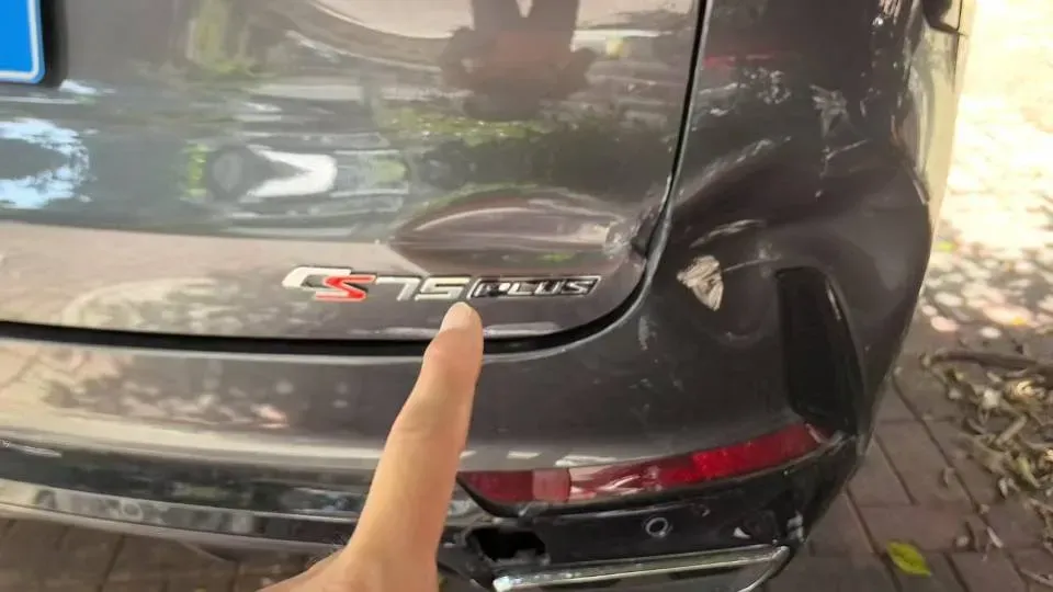 2024 ChangAn CS75 Plus 2.0T 233HP L4 8AT,autocango,china used car exporter,china ev exporter,chinese used car exporter,chinese used ev exporter