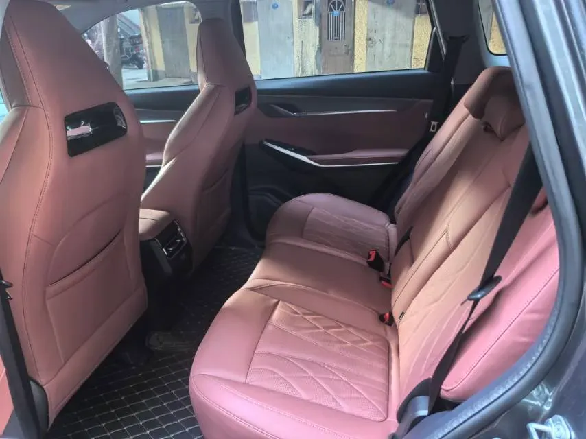 2024 ChangAn CS75 Plus 2.0T 233HP L4 8AT,autocango,china used car exporter,china ev exporter,chinese used car exporter,chinese used ev exporter