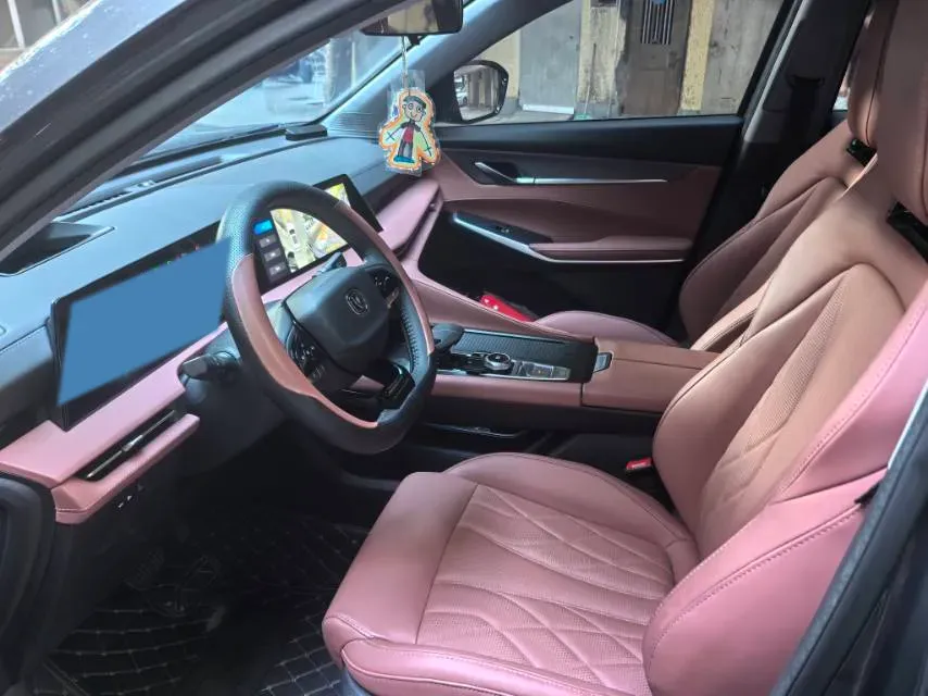 2024 ChangAn CS75 Plus 2.0T 233HP L4 8AT,autocango,china used car exporter,china ev exporter,chinese used car exporter,chinese used ev exporter