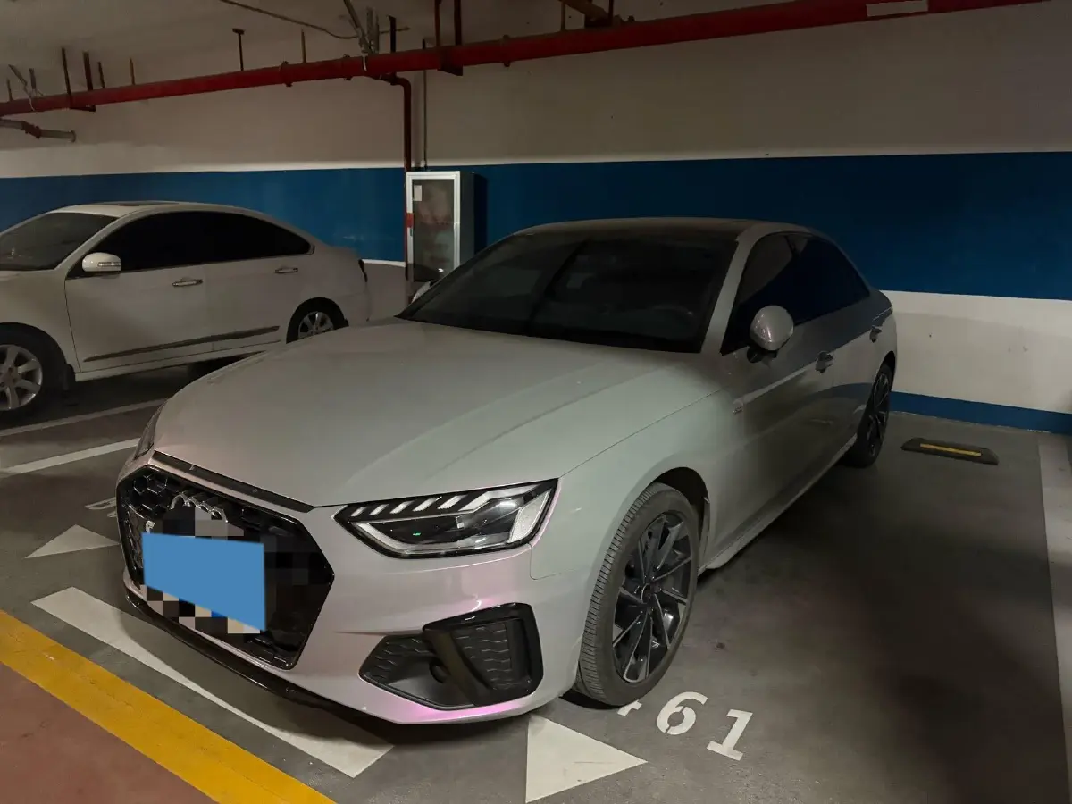 2023 Audi A4L 2.0T 190HP L4 7DCT