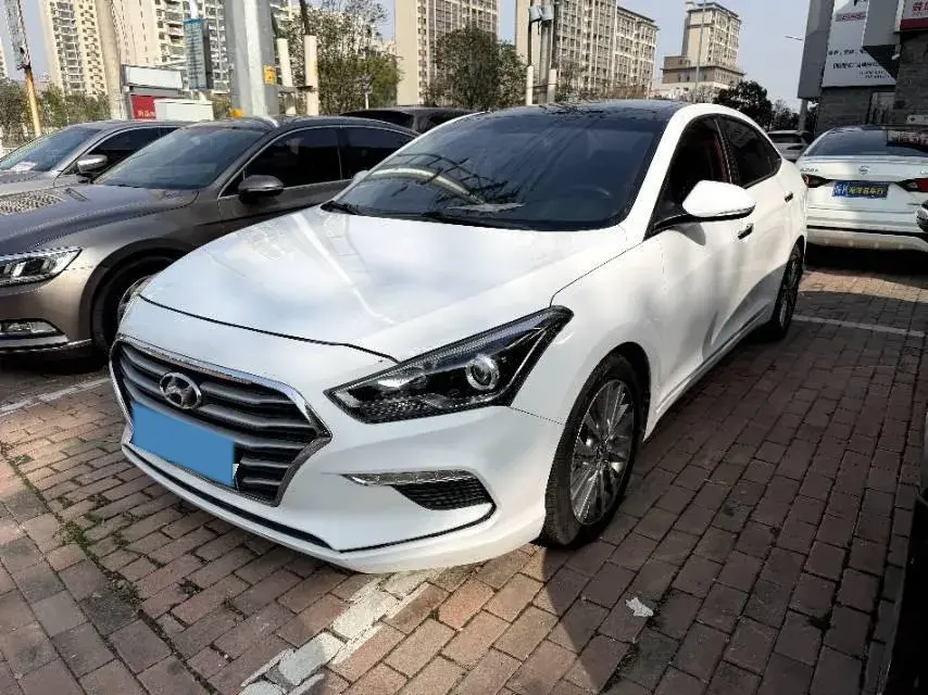 2017 Hyundai Mistra 1.8L 143HP L4 6AT