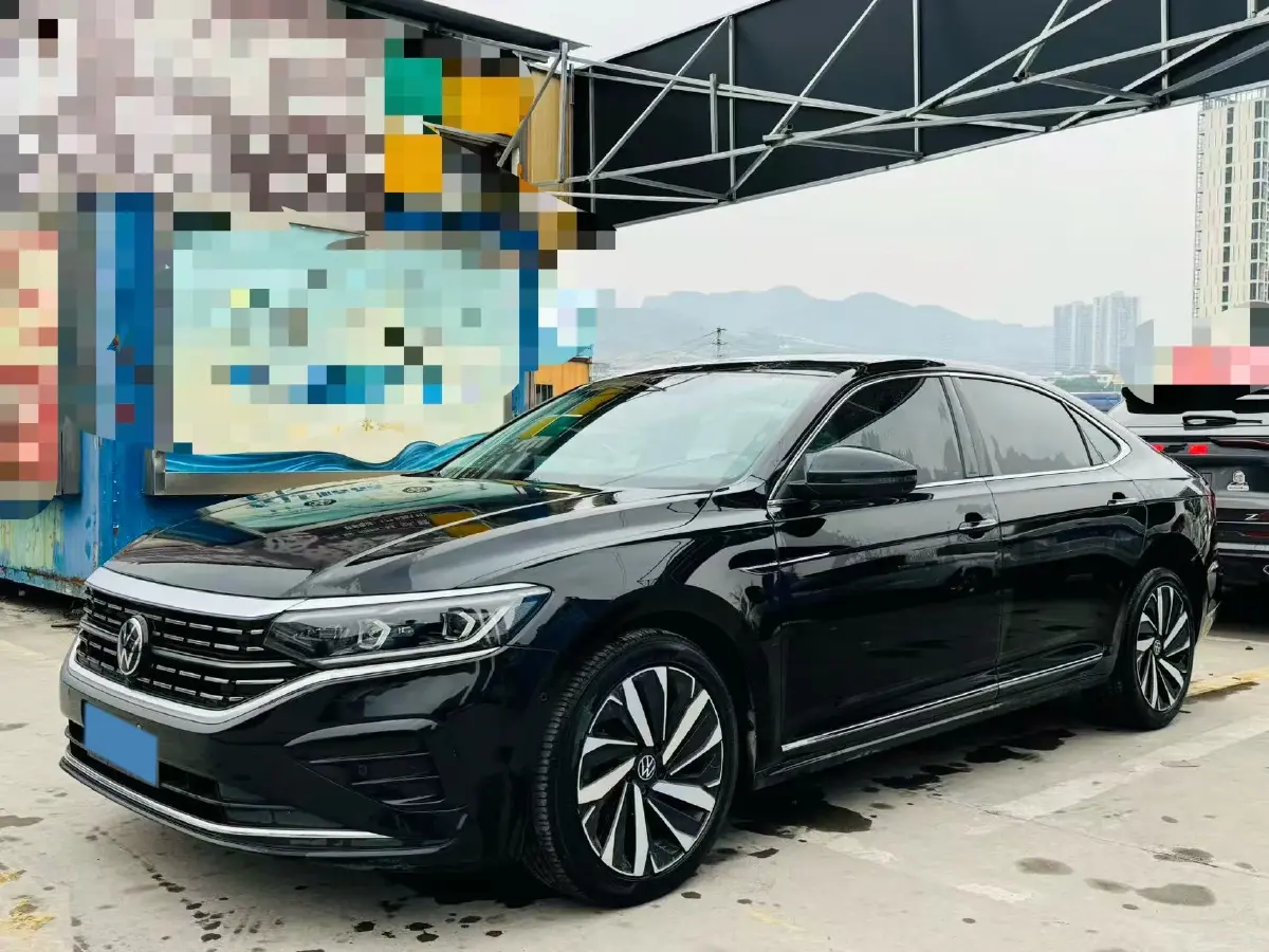 2023 Volkswagen Passat 2.0T 186HP L4 7DCT