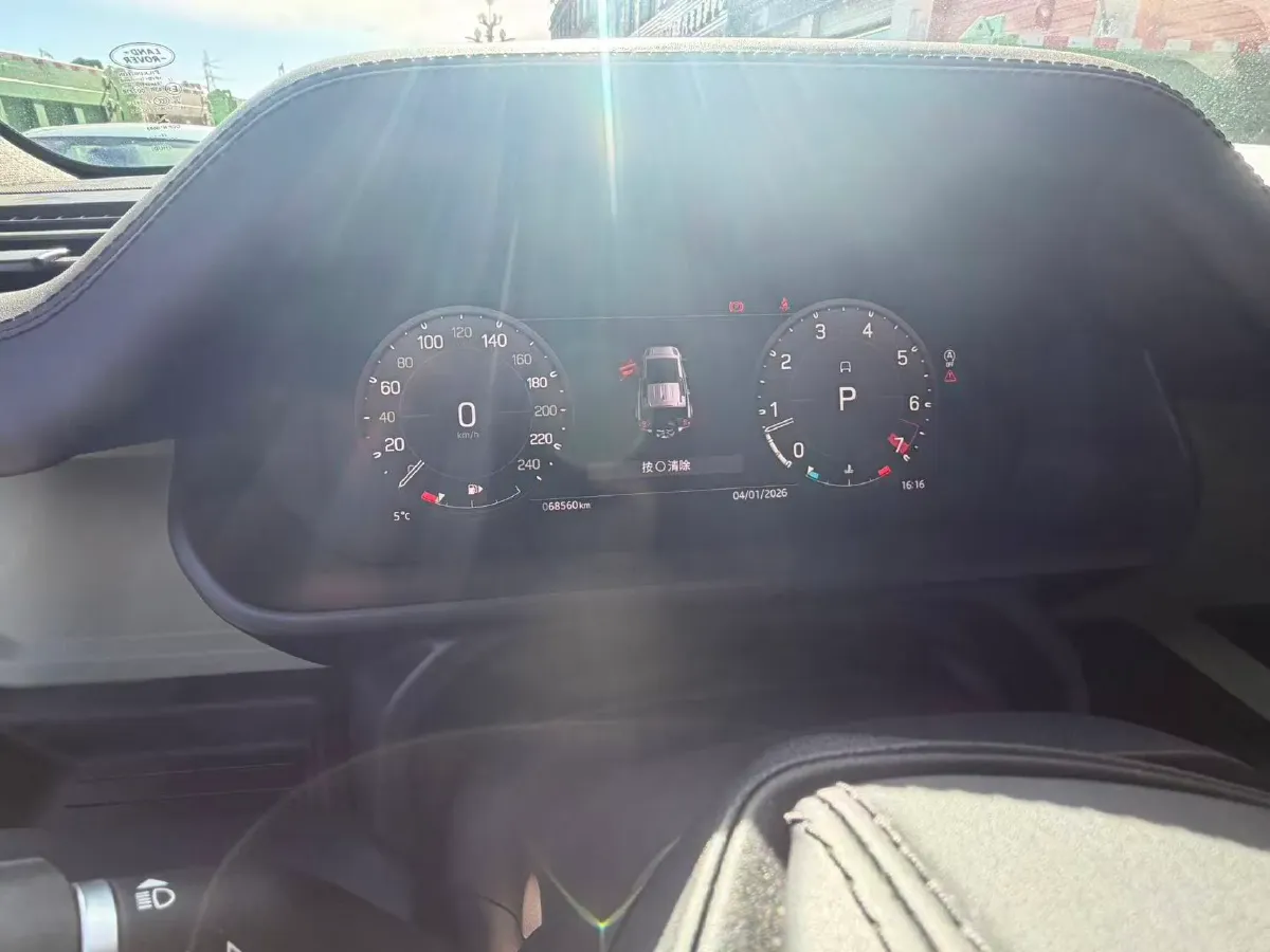 2023 Land Rover Defender 3.0T 400HP L6 8AT,autocango,china used car exporter,china ev exporter,chinese used car exporter,chinese used ev exporter