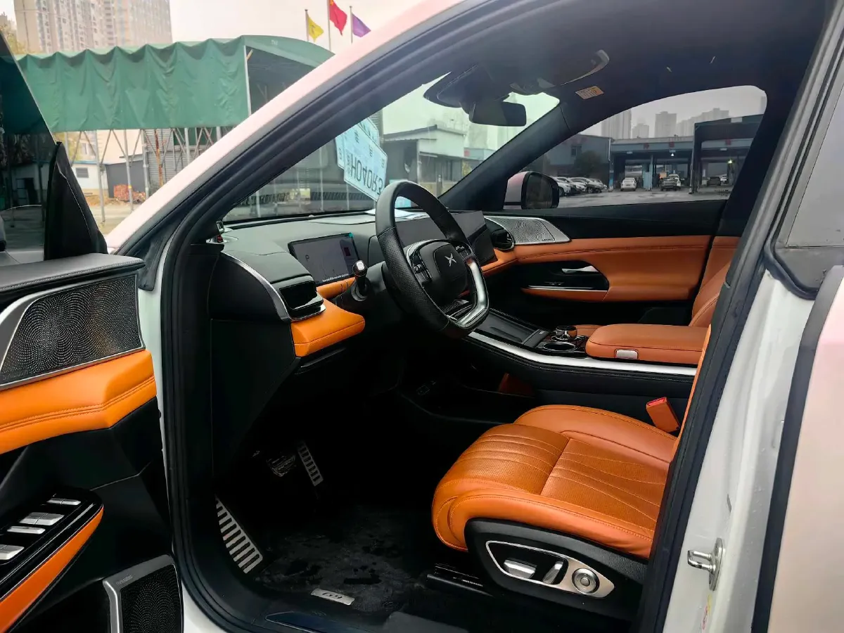 2022 Jeep Gladiator 3.6L 284HP V6 8AT,autocango,china used car exporter,china ev exporter,chinese used car exporter,chinese used ev exporter