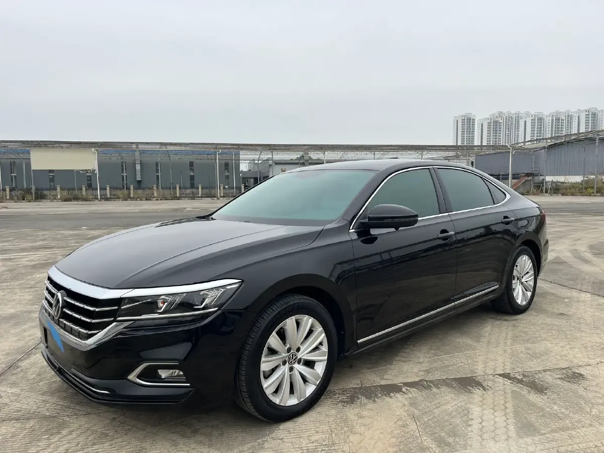 2020 Volkswagen Passat 2.0T 186HP L4 7DCT
