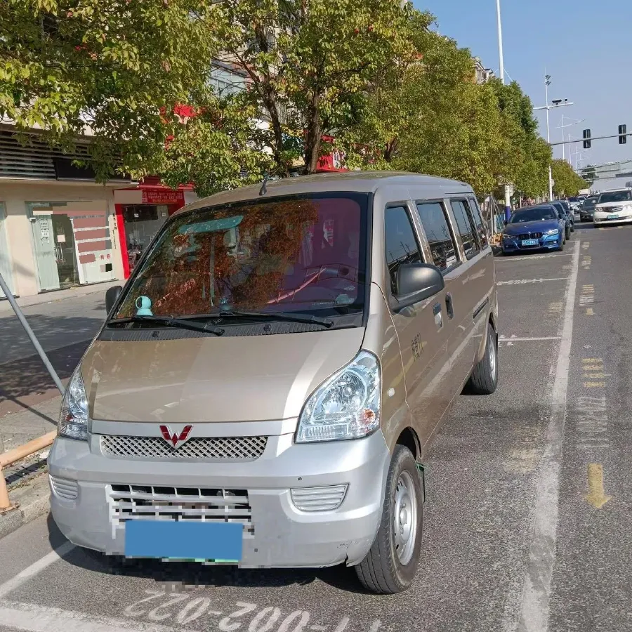 2022 WuLing RongGuang Mini Truck EV BEV 41.5KWH,autocango,china used car exporter,china ev exporter,chinese used car exporter,chinese used ev exporter