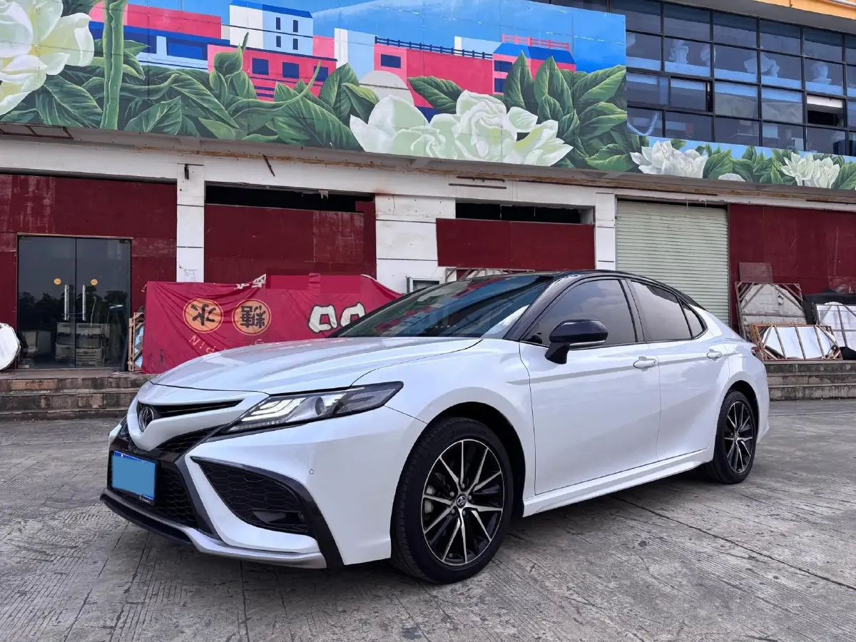 2022 Toyota Camry 2.0L 178HP L4 CVT