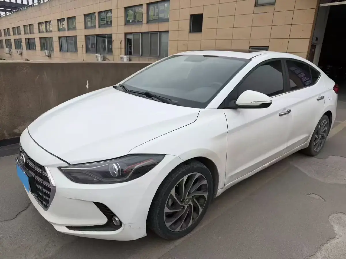 2019 Hyundai Elantra 1.4T 130HP L4 7DCT