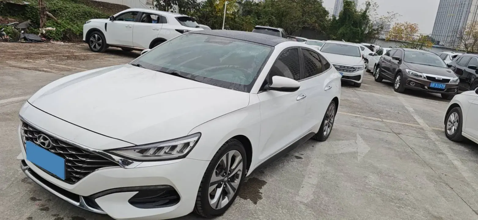 2019 Hyundai La Festa 1.6T 204HP L4 7DCT