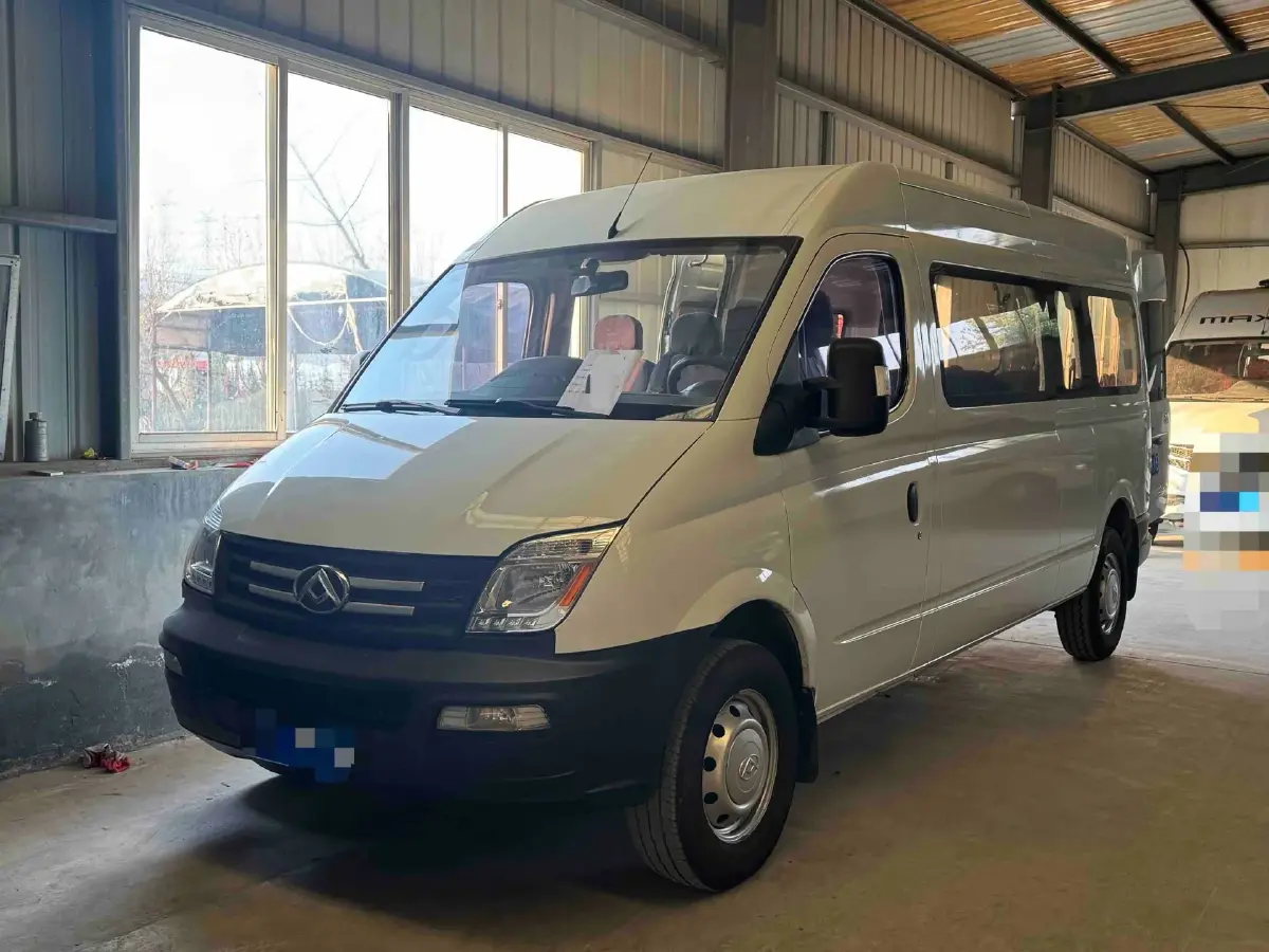 2020 MAXUS XinTu V80 2.5T 136HP L4 6MT