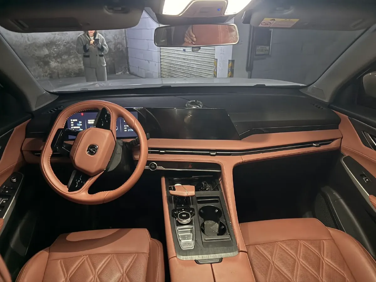 2023 ChangAn CS75 Plus 1.5T 188HP L4 8AT,autocango,china used car exporter,china ev exporter,chinese used car exporter,chinese used ev exporter