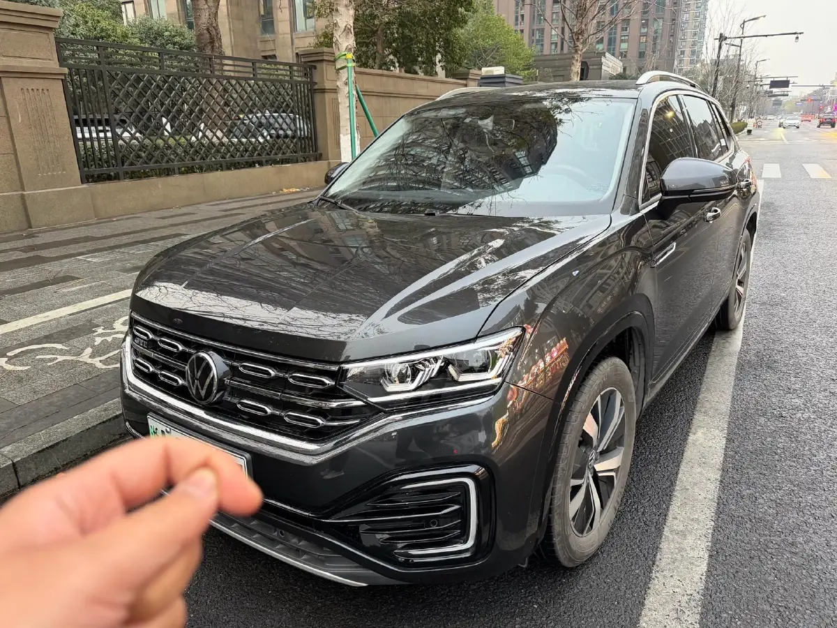 2022 Volkswagen Tayron GTE 1.4T 150HP L4 6DCT PHEV 13KWH