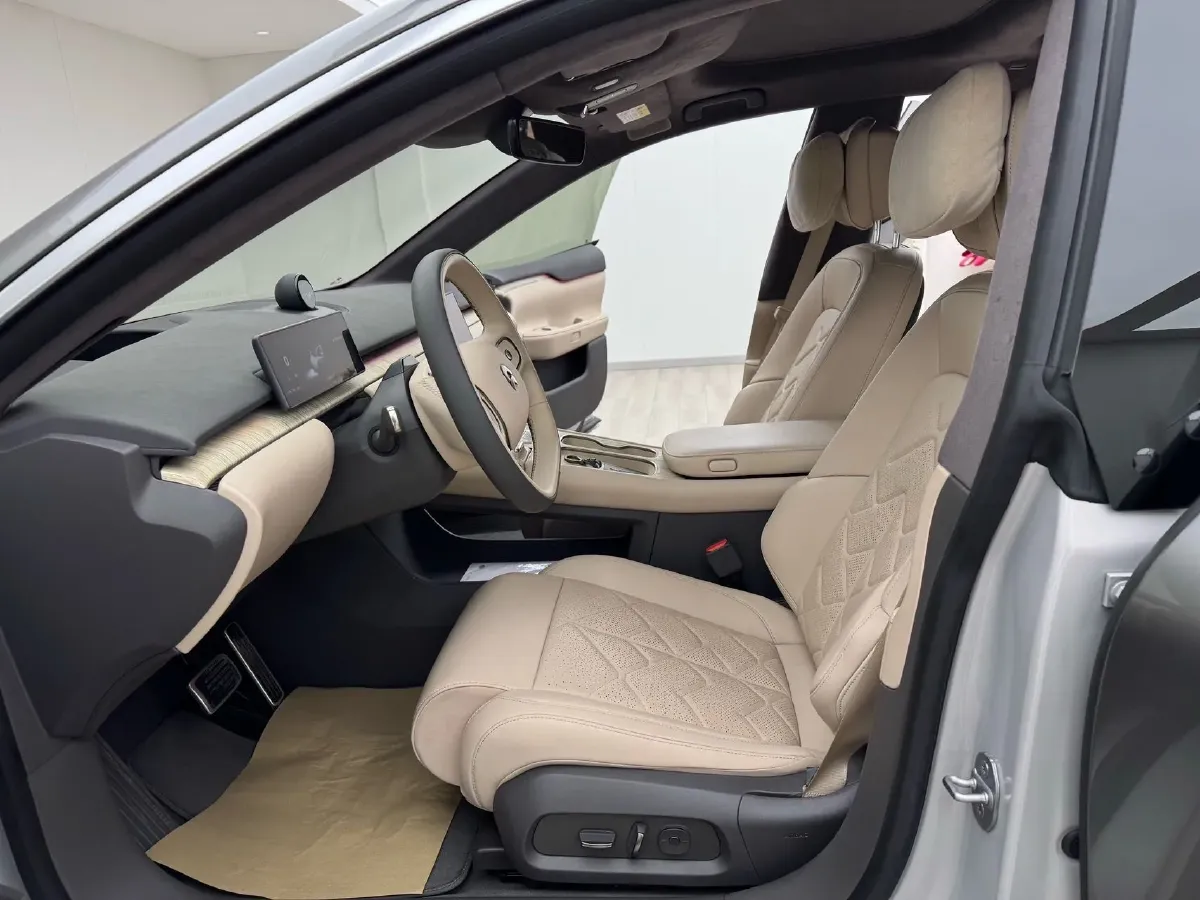 2024 Mercedes-Benz EQE SUV BEV 96.1KWH,autocango,china used car exporter,china ev exporter,chinese used car exporter,chinese used ev exporter