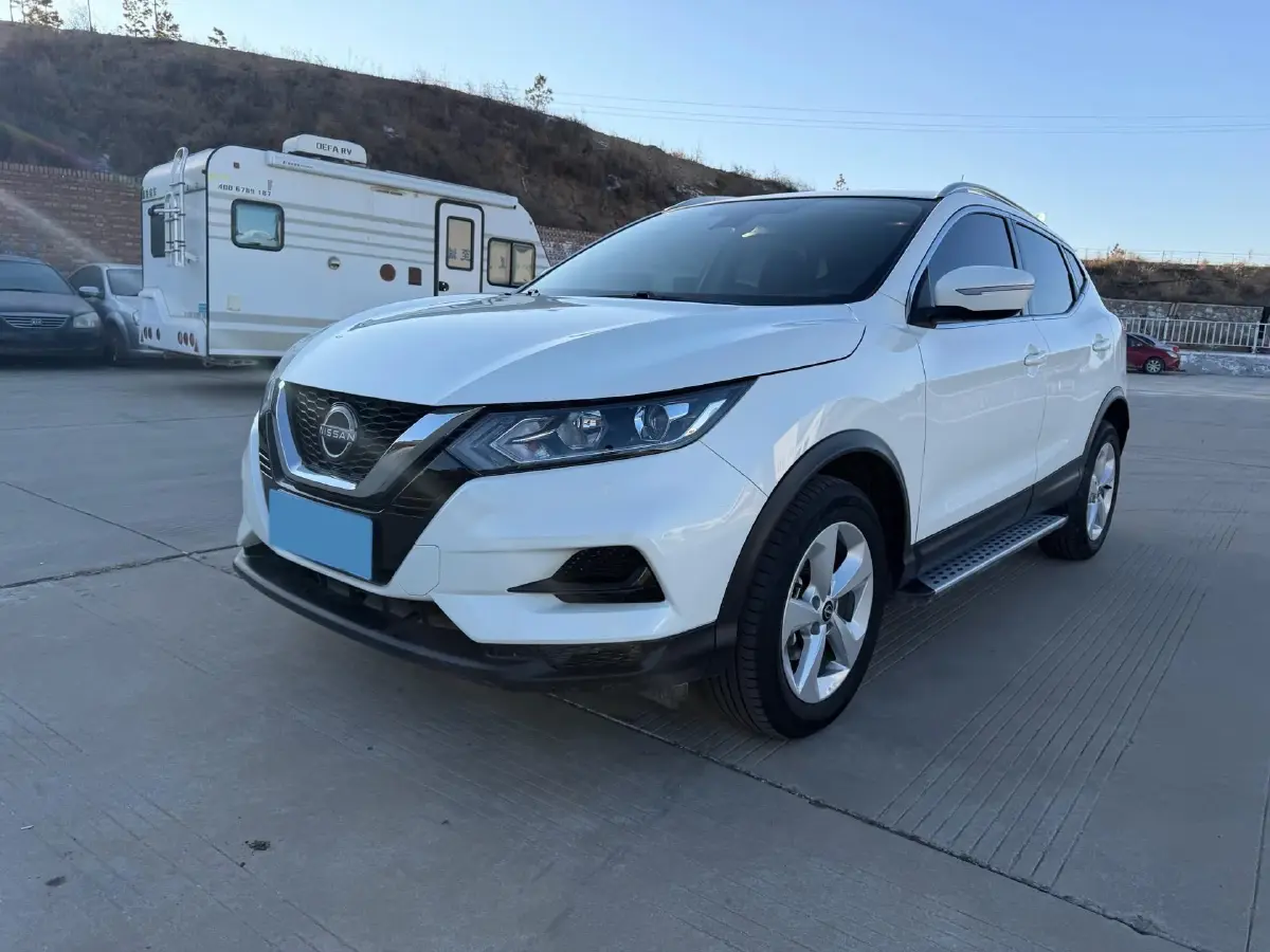 2023 Nissan Qashqai 2.0L 151HP L4 CVT