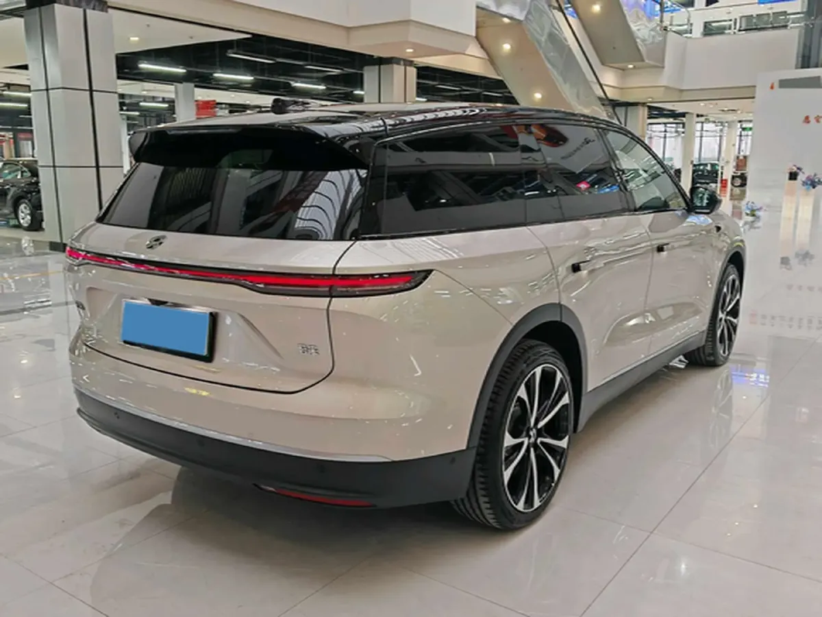 2024 Porsche Macan All-Electric BEV 100KWH,autocango,china used car exporter,china ev exporter,chinese used car exporter,chinese used ev exporter