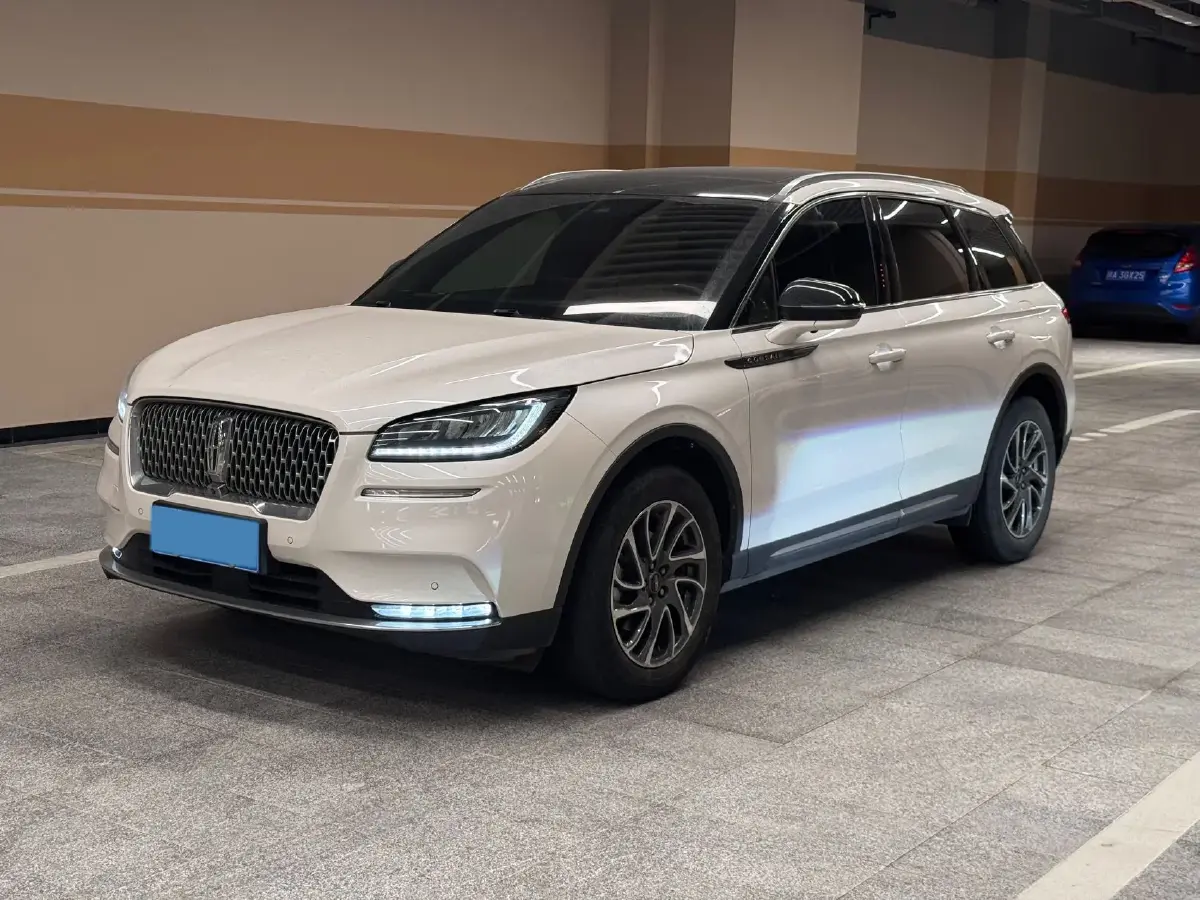 2020 Lincoln Corsair 2.0T 245HP L4 8AT