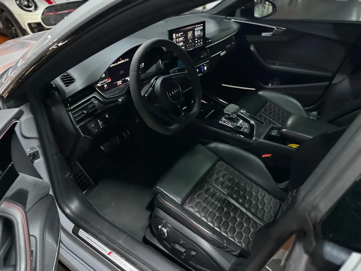 2023 Audi RS 5 2.9T 450HP V6 8AT,autocango,china used car exporter,china ev exporter,chinese used car exporter,chinese used ev exporter