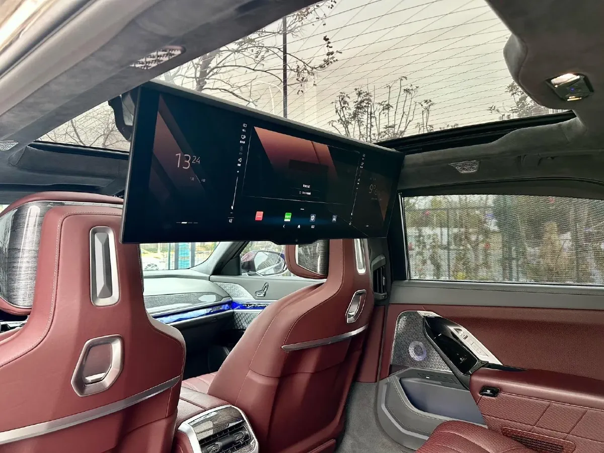 2023 BMW i7 BEV 105.7KWH,autocango,china used car exporter,china ev exporter,chinese used car exporter,chinese used ev exporter