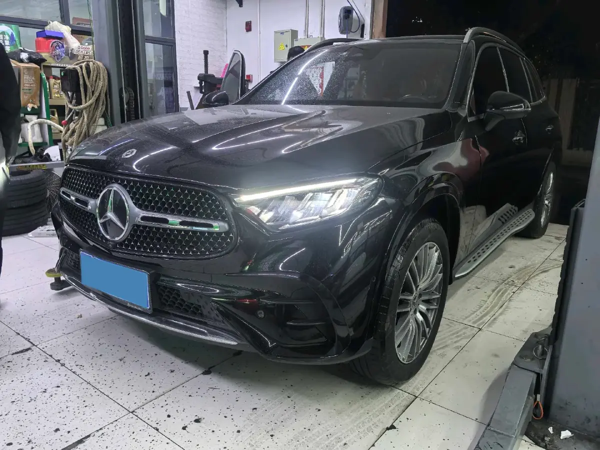 2023 Mercedes-Benz GLC Class 2.0T 258HP L4 9AT