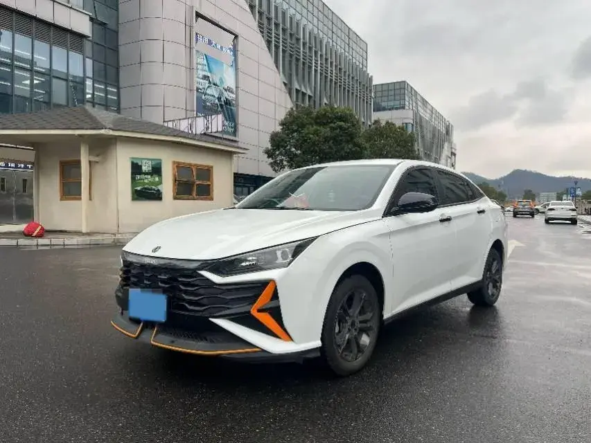 2023 DongFeng Aeolus YiXuan 1.5L 125HP L4 6DCT