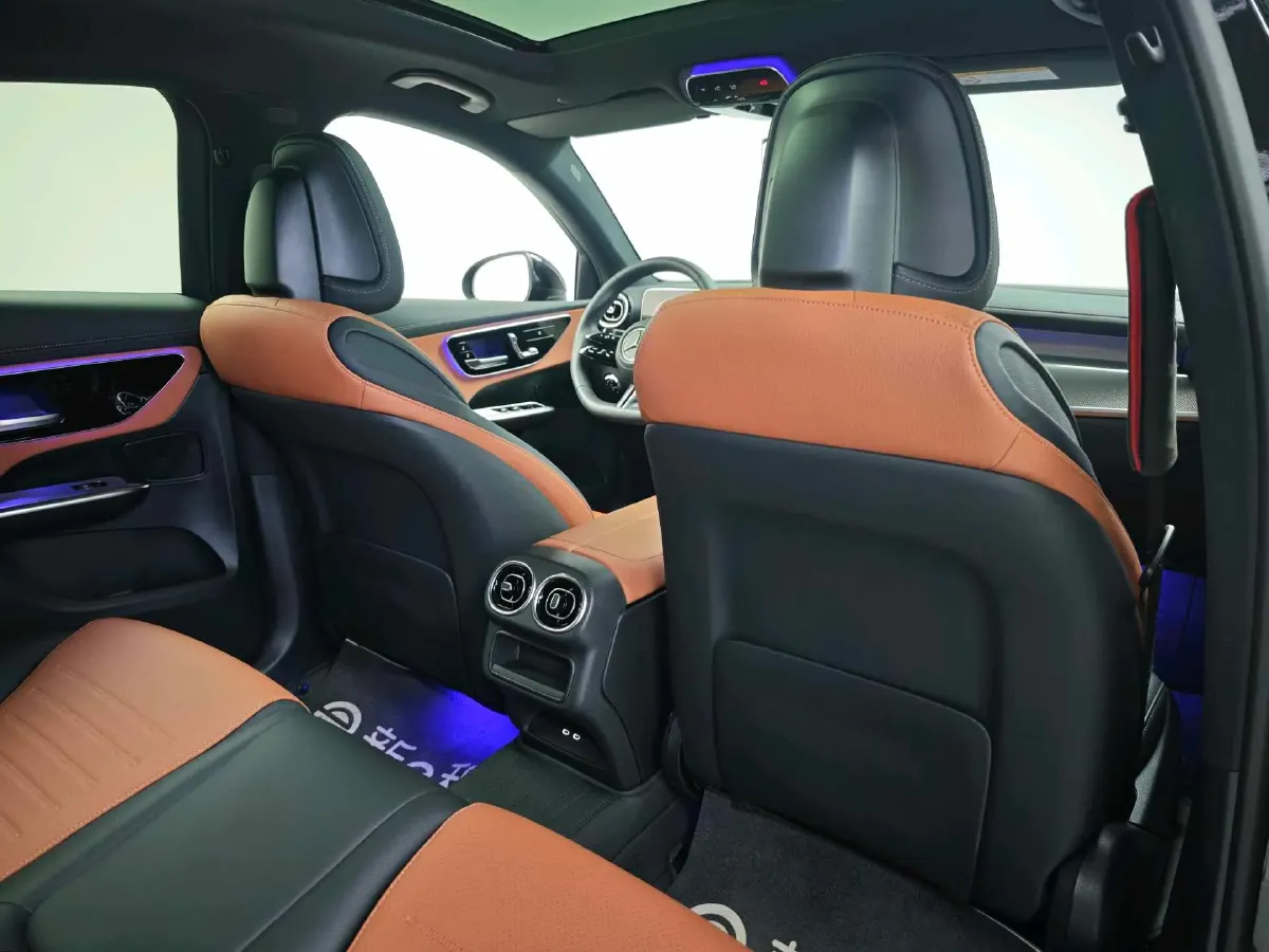 2026 Mercedes-Benz GLC Coupe 2.0T 204HP L4 9AT,autocango,china used car exporter,china ev exporter,chinese used car exporter,chinese used ev exporter