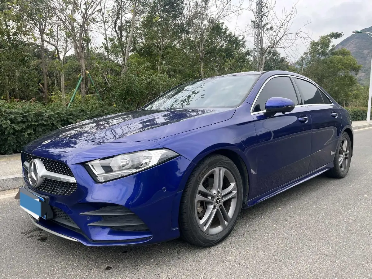 2020 Mercedes-Benz A Class 1.3T 136HP L4 7DCT