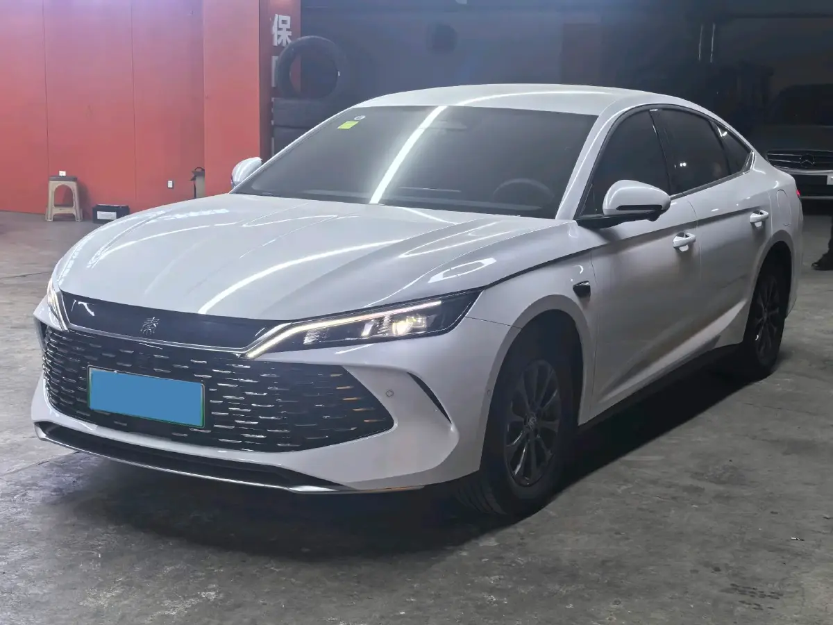 2025 BYD QinL 1.5L 101HP L4 E-CVT PHEV 10.08KWH