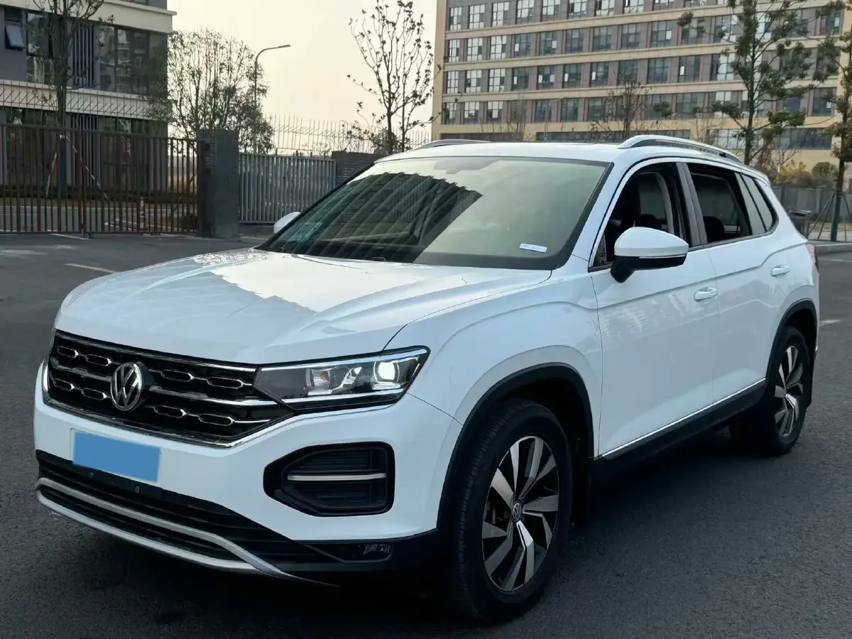 2019 Jeep Cherokee 2.0T 234HP L4 9AT