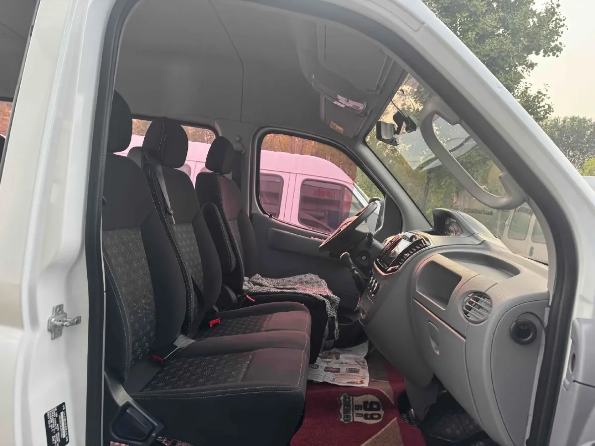 2020 Golden Dragon Sea Lion 1.8L 133HP L4 5MT,autocango,china used car exporter,china ev exporter,chinese used car exporter,chinese used ev exporter