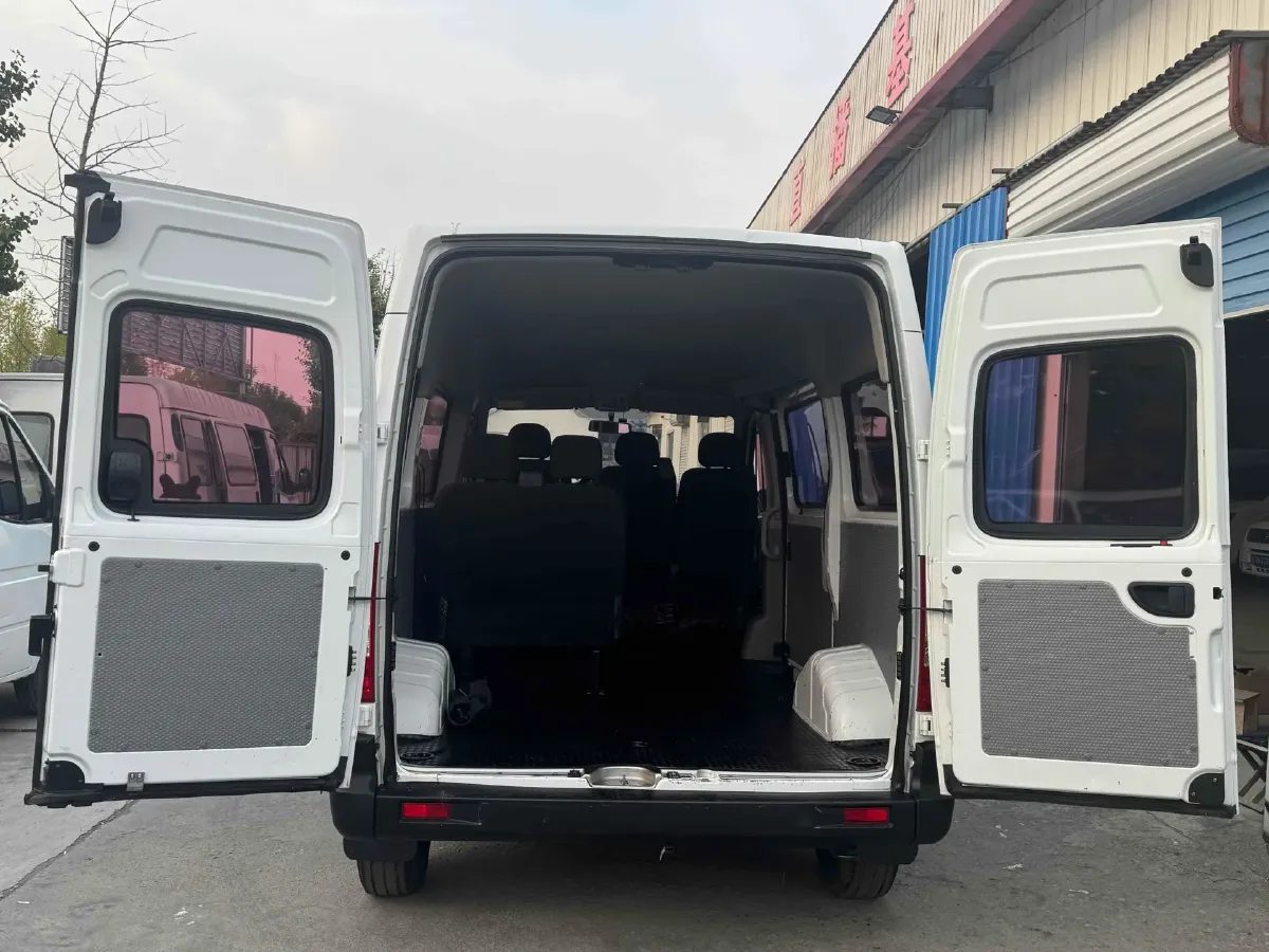 2020 Golden Dragon Sea Lion 1.8L 133HP L4 5MT,autocango,china used car exporter,china ev exporter,chinese used car exporter,chinese used ev exporter
