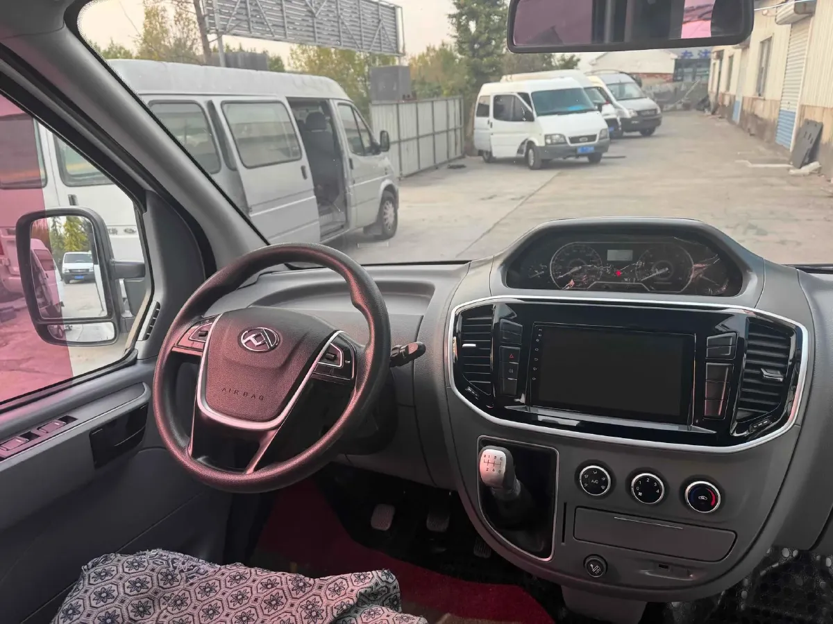 2020 Golden Dragon Sea Lion 1.8L 133HP L4 5MT,autocango,china used car exporter,china ev exporter,chinese used car exporter,chinese used ev exporter