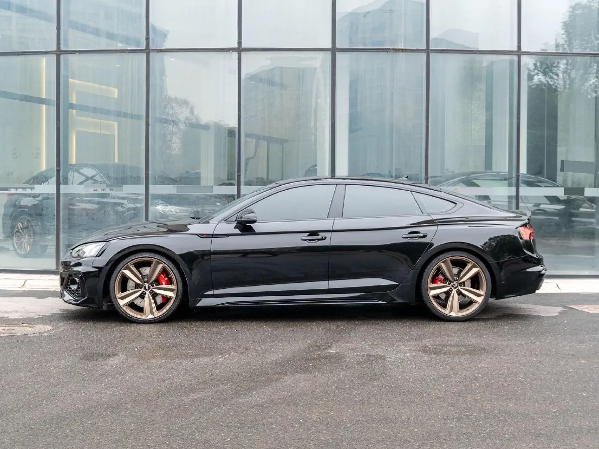 2023 Audi RS 5 2.9T 450HP V6 8AT,autocango,china used car exporter,china ev exporter,chinese used car exporter,chinese used ev exporter