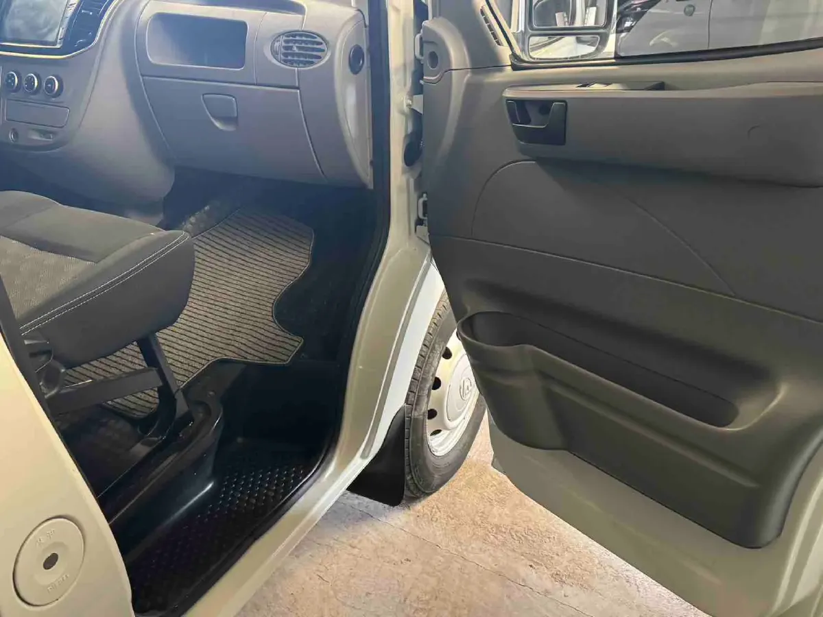 2021 DaYun Pickup 2.0T 163HP L4 6MT,autocango,china used car exporter,china ev exporter,chinese used car exporter,chinese used ev exporter