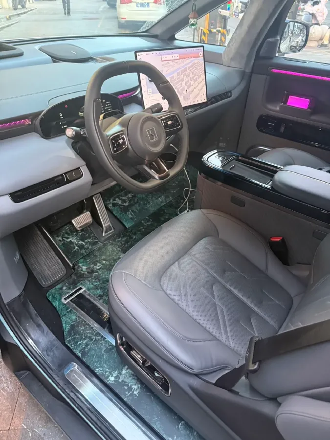 2025 Zeekr MIX BEV 102KWH,autocango,china used car exporter,china ev exporter,chinese used car exporter,chinese used ev exporter