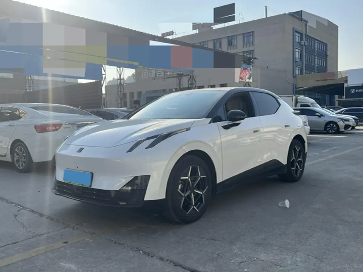 2025 Dongfeng Z9 2.0T 258HP L4 8AT