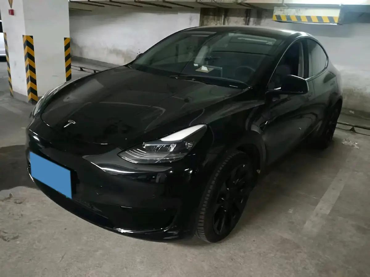 2022 Tesla Model Y BEV 60KWH